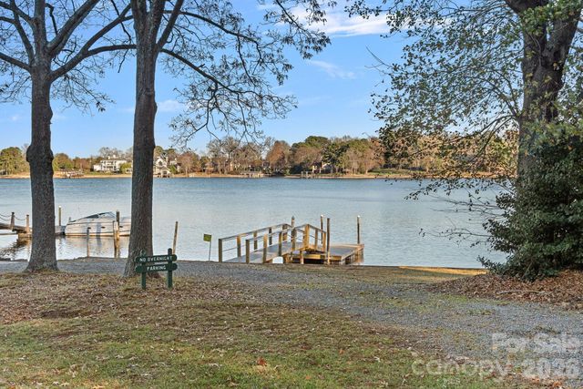 21307 Island Forest Drive, Cornelius, NC 28031