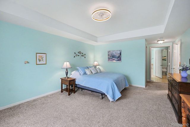 2104 Country Club Drive, St. Clair Shores, MI 48082