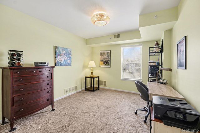 2104 Country Club Drive, St. Clair Shores, MI 48082