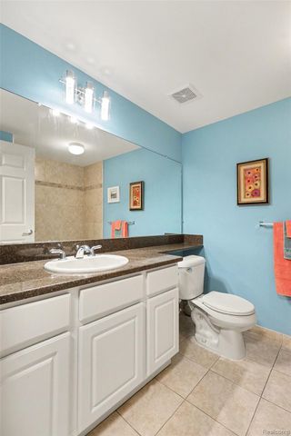 2104 Country Club Drive, St. Clair Shores, MI 48082