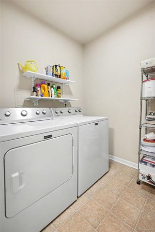 2104 Country Club Drive, St. Clair Shores, MI 48082