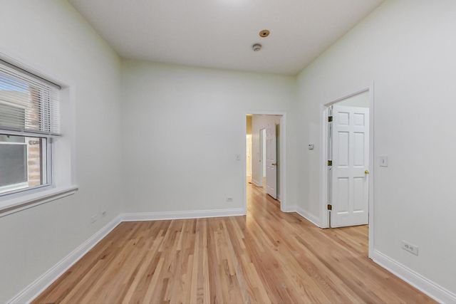 819 S Carpenter Street 1F, Chicago, IL 60607