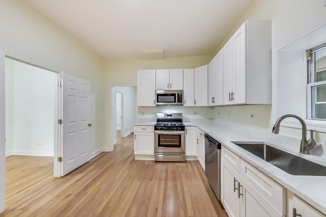 819 S Carpenter Street 1F, Chicago, IL 60607