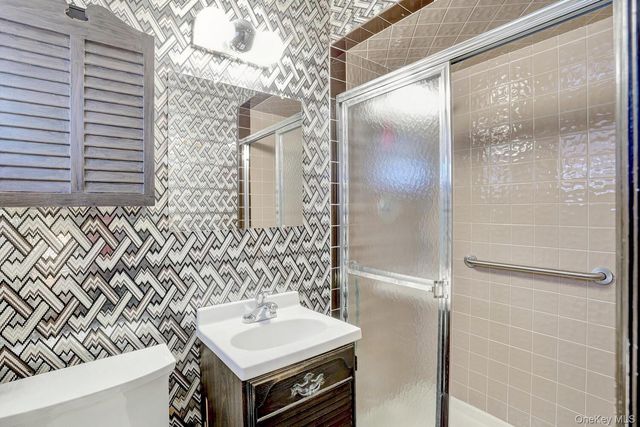 4 Crabapple Court, Monsey, NY 10952