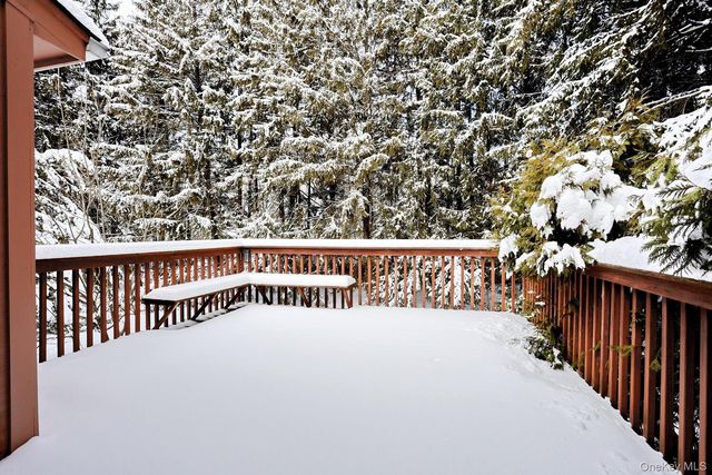 4 Crabapple Court, Monsey, NY 10952