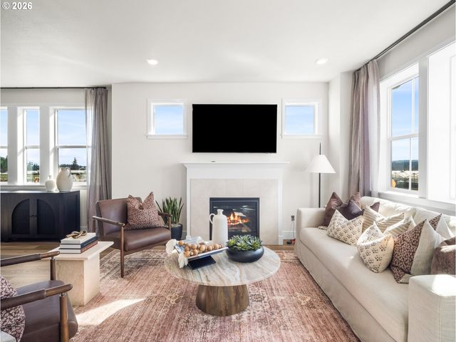 16672 Sw Gypsum Ter, King City, OR 97124