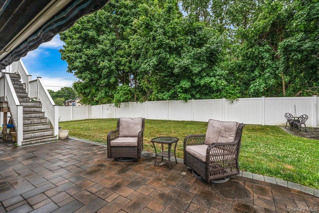 194 Missouri Avenue, Bay Shore, NY 11706