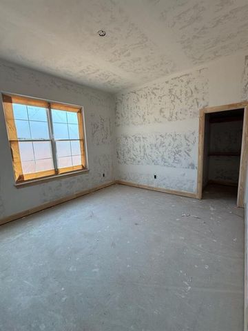 8229 Waxwing Way, Guthrie, OK 73044