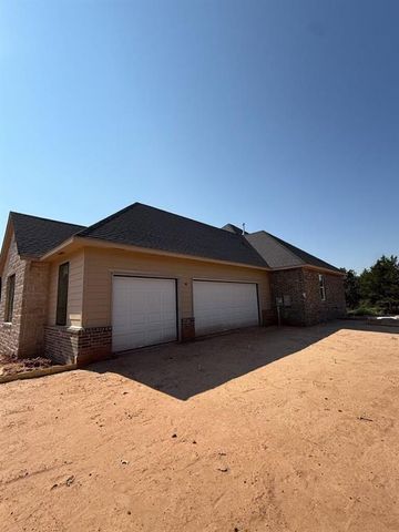 8229 Waxwing Way, Guthrie, OK 73044