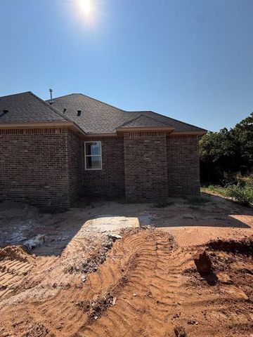 8229 Waxwing Way, Guthrie, OK 73044