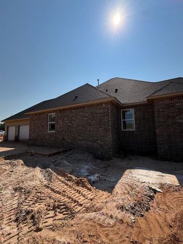 8229 Waxwing Way, Guthrie, OK 73044