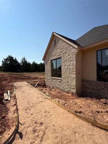 8229 Waxwing Way, Guthrie, OK 73044