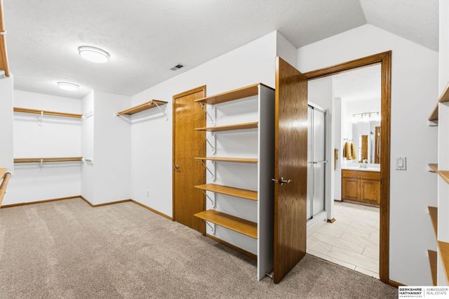 1420 S 176th Street, Omaha, NE 68130