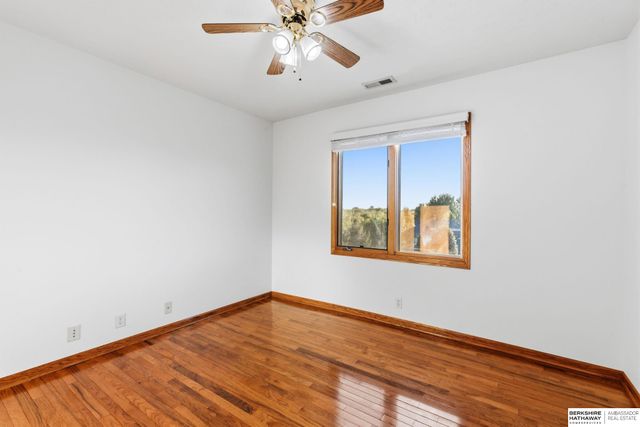 1420 S 176th Street, Omaha, NE 68130
