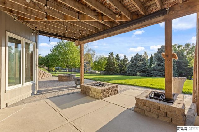 1420 S 176th Street, Omaha, NE 68130
