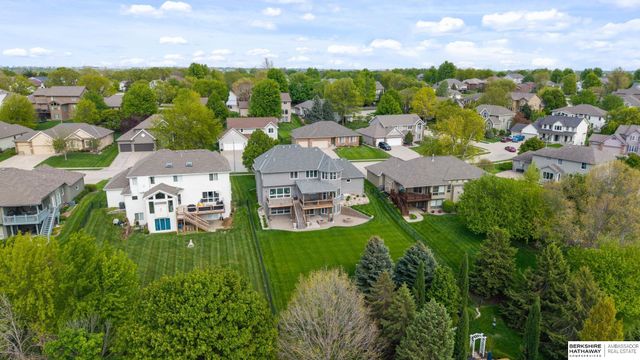 1420 S 176th Street, Omaha, NE 68130