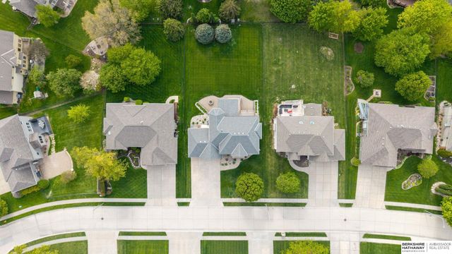 1420 S 176th Street, Omaha, NE 68130