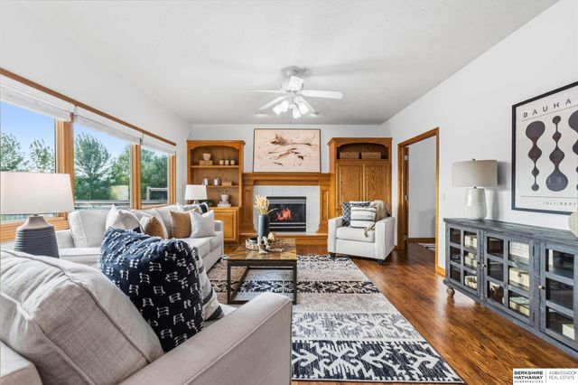 1420 S 176th Street, Omaha, NE 68130