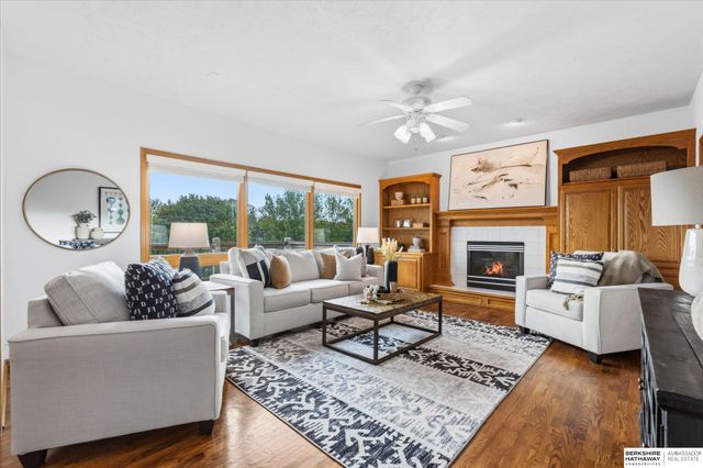 1420 S 176th Street, Omaha, NE 68130