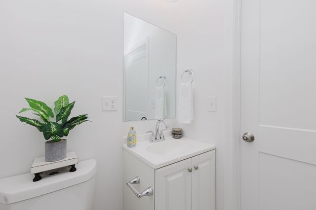 92-94 George St 202, Boston, MA 02119