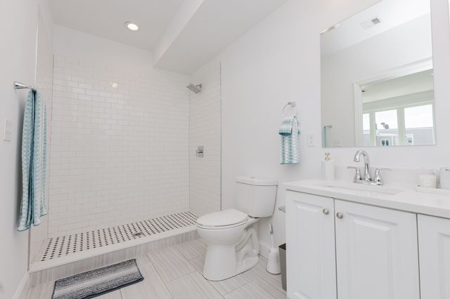 92-94 George St 202, Boston, MA 02119
