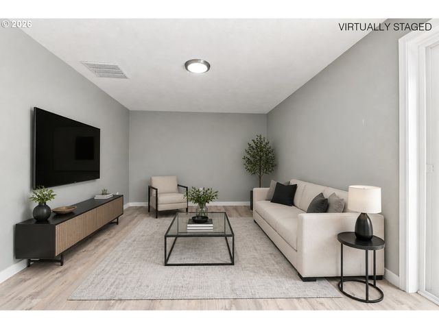 5990 Sw 170TH Ave, Beaverton, OR 97007