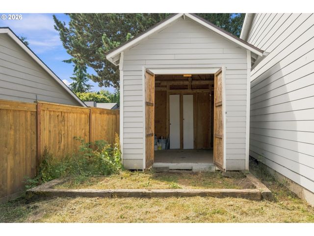 5990 Sw 170TH Ave, Beaverton, OR 97007