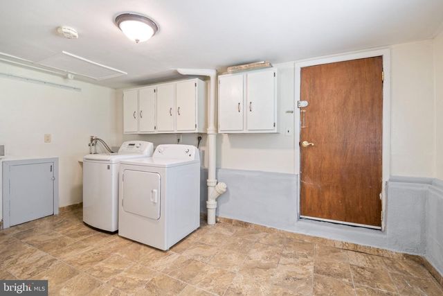 14 LANDON DR, Bordentown, NJ 08505