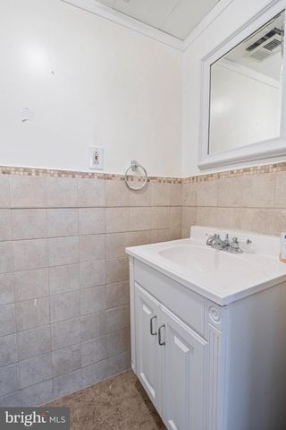 14 LANDON DR, Bordentown, NJ 08505