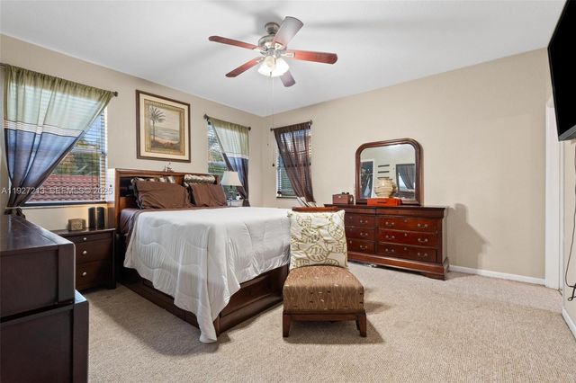 2281 NE 37th Rd 2281, Homestead, FL 33033