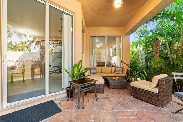 2281 NE 37th Rd 2281, Homestead, FL 33033