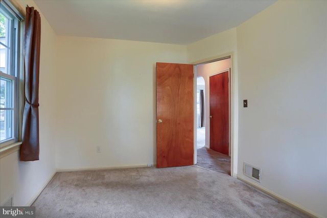 4 BALTIMORE AVE, Glen Burnie, MD 21061