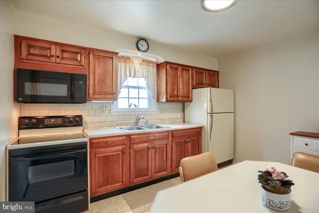4 BALTIMORE AVE, Glen Burnie, MD 21061