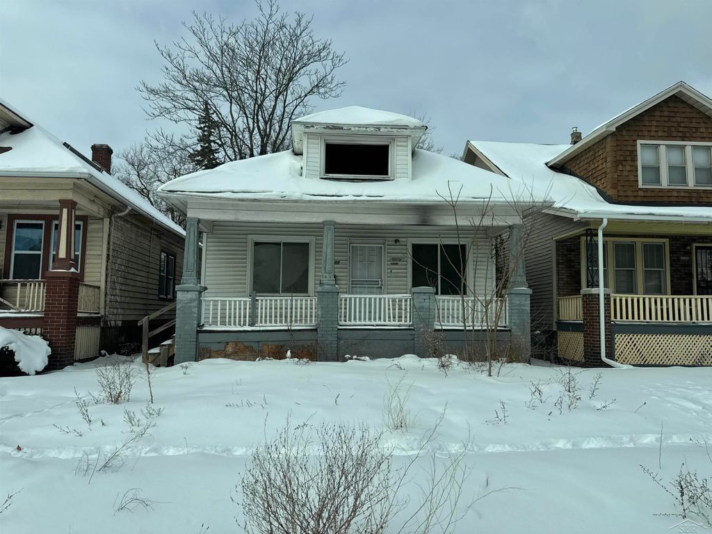 18877 Fleming Street, Detroit, MI 48234