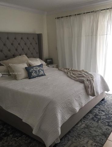 14005 SW 67th Ter -, Miami, FL 33183