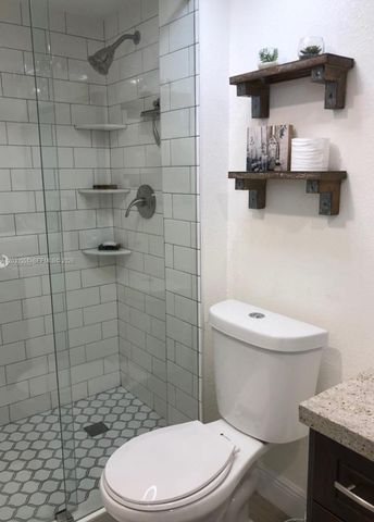 14005 SW 67th Ter -, Miami, FL 33183