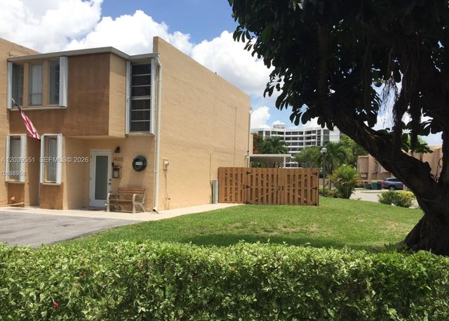 14005 SW 67th Ter -, Miami, FL 33183