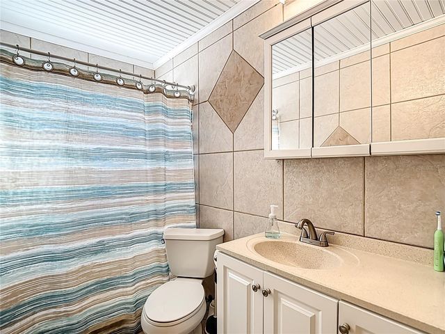 5904 SPRINGRUN COURT, Holiday, FL 34690