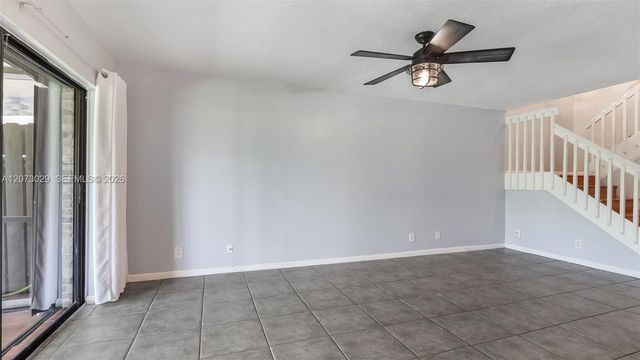 11112 N Harmony Lake Circle, Davie, FL 33324