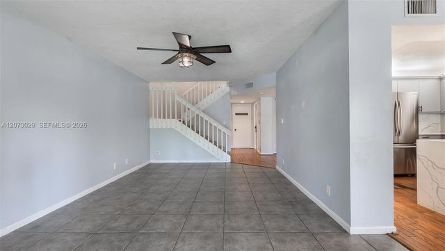 11112 N Harmony Lake Circle, Davie, FL 33324