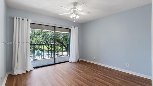 11112 N Harmony Lake Circle, Davie, FL 33324