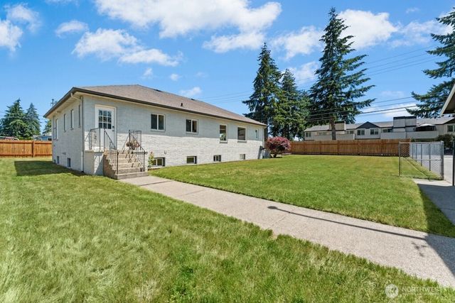 5305 64th St W, University Place, WA 98466