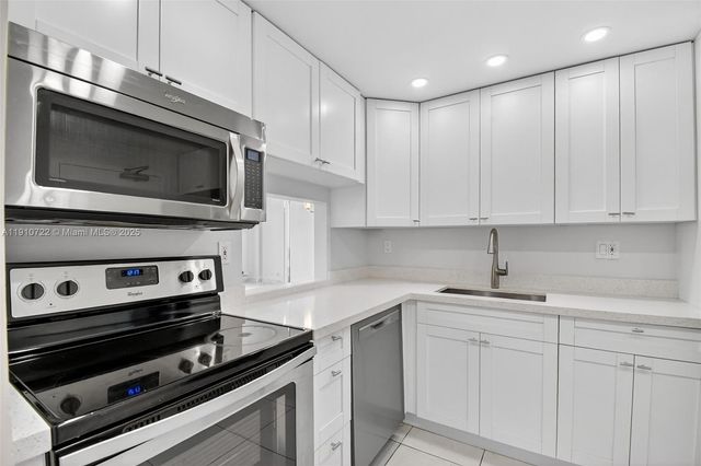 336 N Birch Rd 12B, Fort Lauderdale, FL 33304