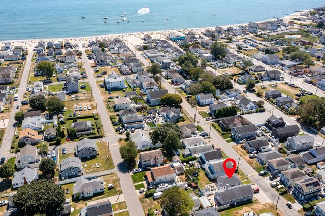 42 Old Colony Road, Old Lyme, CT 06371
