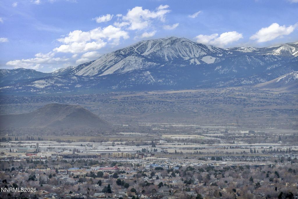 Image 16 of property listing at 4292 Desert Highlands Drive, Sparks, NV 89436