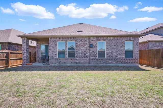 11133 Los Alamos Drive, Aubrey, TX 76227