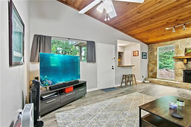 830 Bonnie Glen SE Drive, Marietta, GA 30067