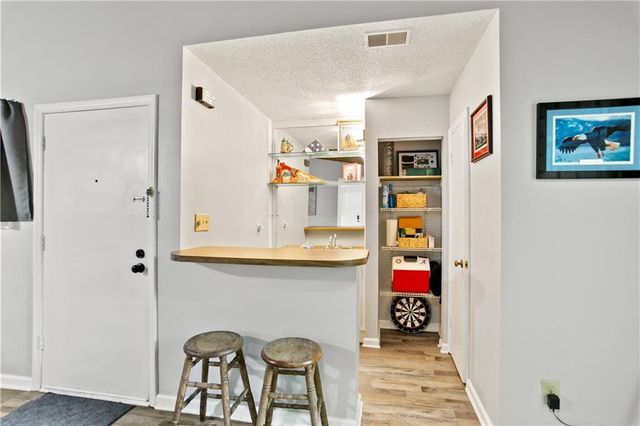 830 Bonnie Glen SE Drive, Marietta, GA 30067