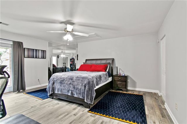 830 Bonnie Glen SE Drive, Marietta, GA 30067