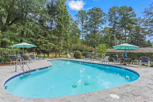 830 Bonnie Glen SE Drive, Marietta, GA 30067